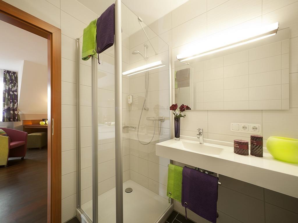 קאופבורן Hotel Am Turm מראה חיצוני תמונה
